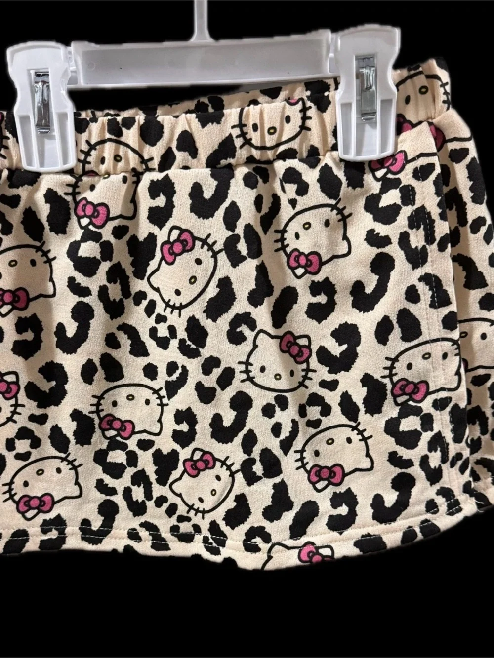 Hello Kitty Pink Short-Sleeve Knot-Front Set with Leopard Print skort